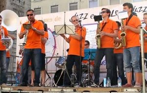 Samedi 23 mars : la soirée sera animée par l'orchestre TM² !